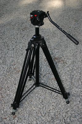 tripod2.jpg